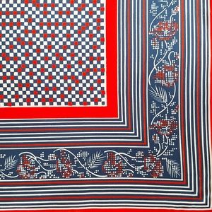 👩 Vintage Specialty House scarf. Red, white, and blue. 26.5"x26.5" square